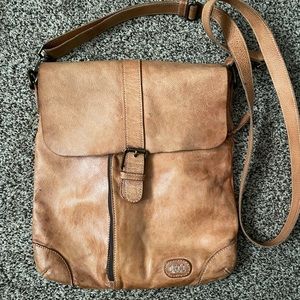 BedStu cross body purse